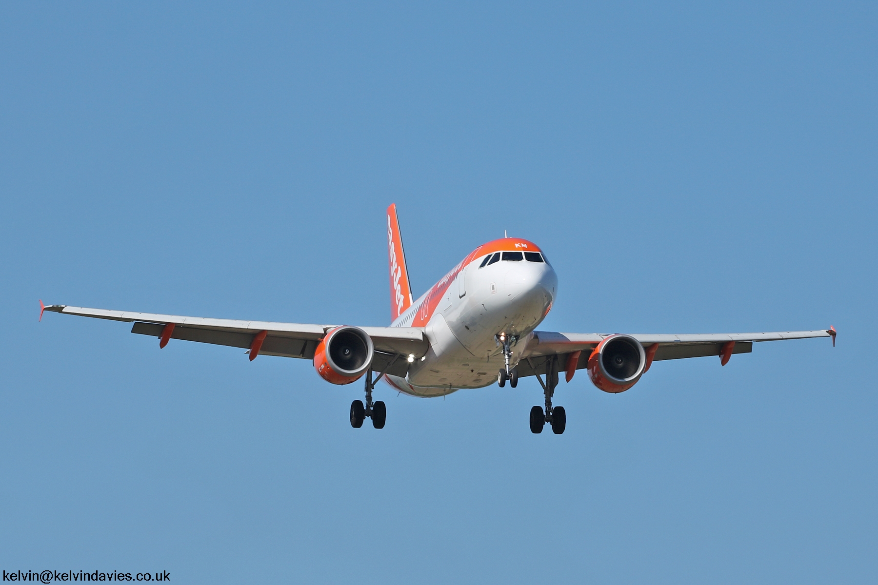 easyJet Europe A319 OE-LKM
