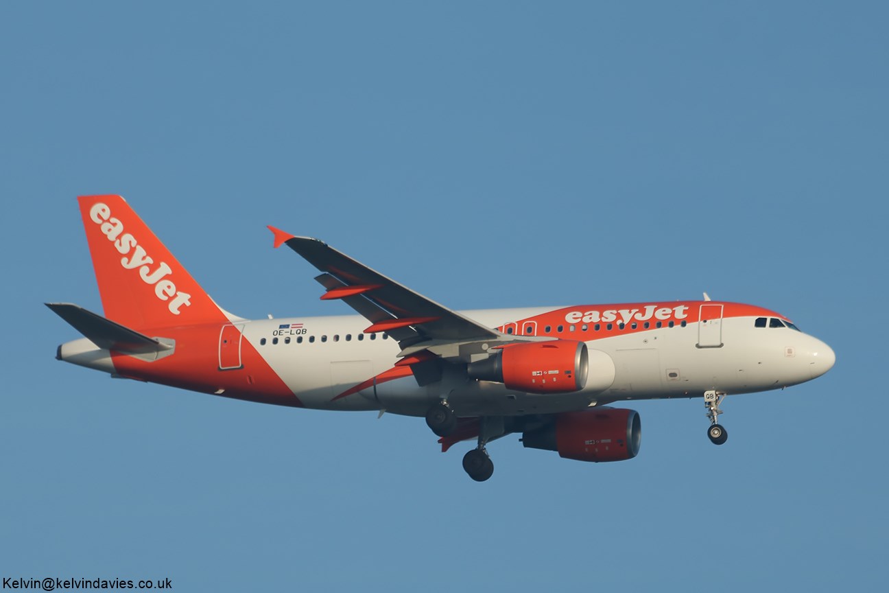 easyJet Europe Airline A319-100 OE-LQB