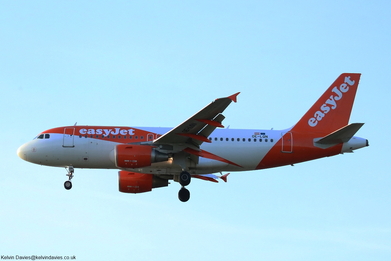 easyJet Europe Airline A319 OE-LQN