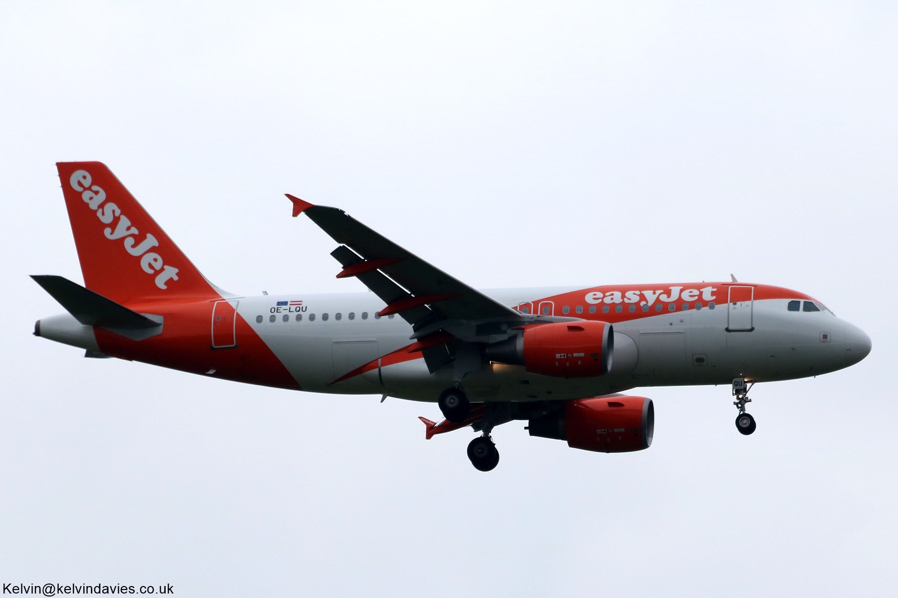 easyJet Europe A320 OE-LQU