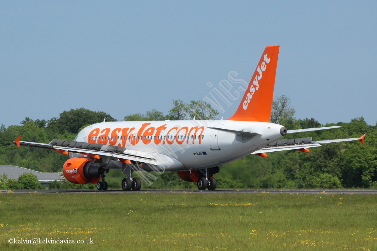 Easyjet A319 G-EZII