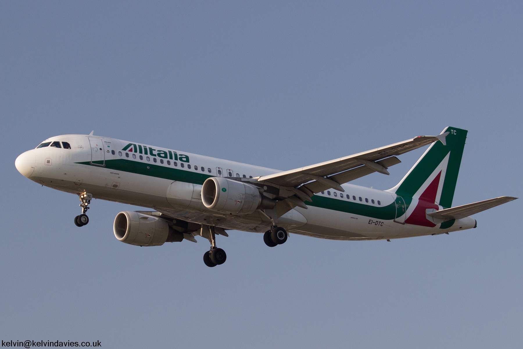 Alitalia A320 EI-DTC