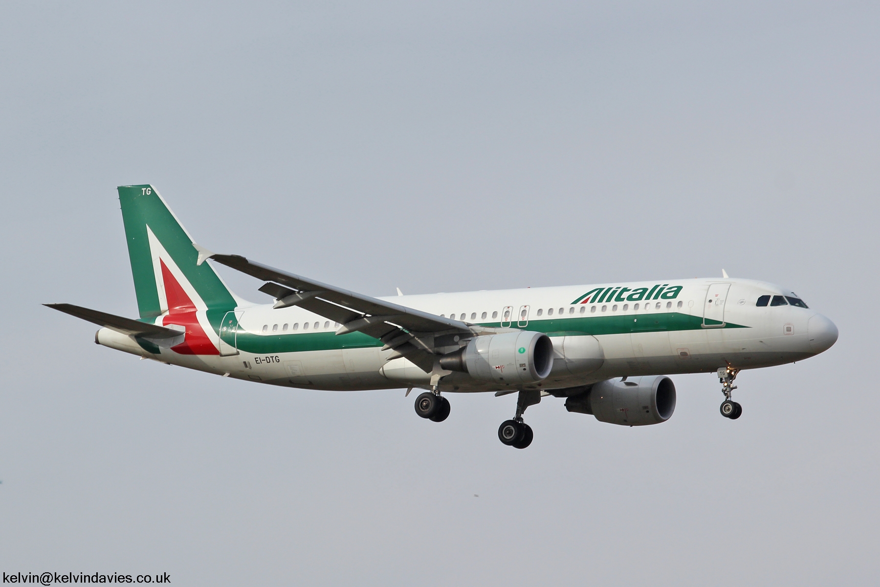 Alitalia A320 EI-DTG