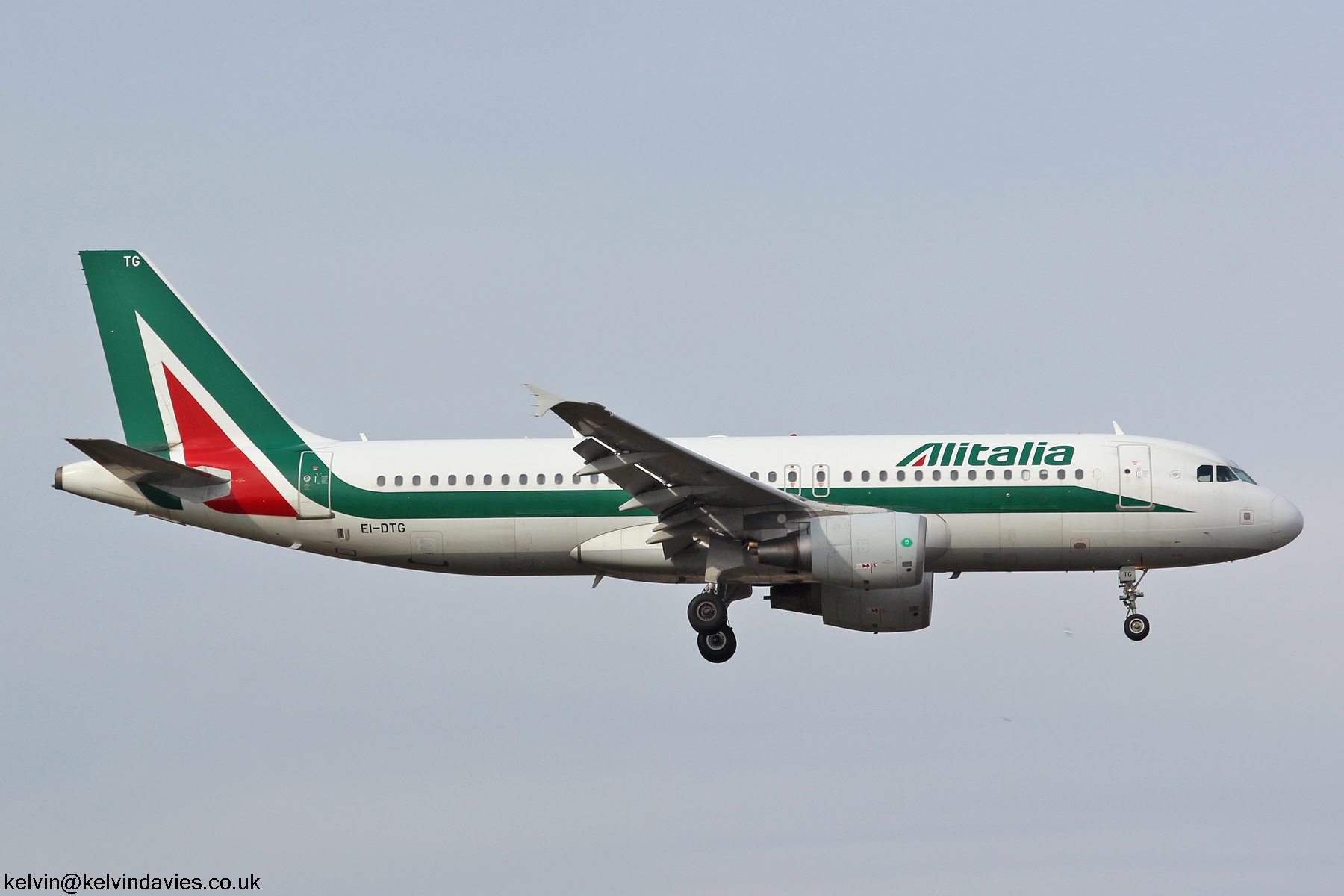 Alitalia A320 EI-DTG