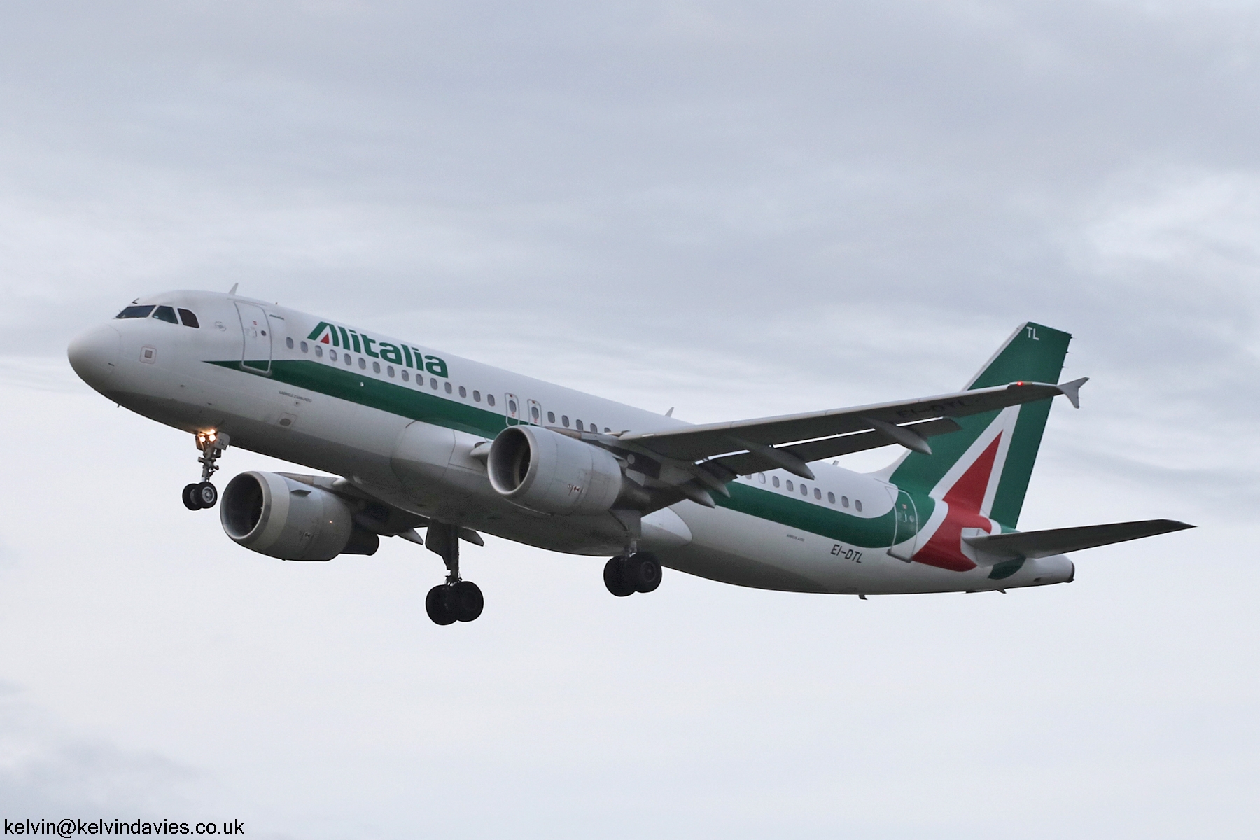 Alitalia A320 EI-DTL