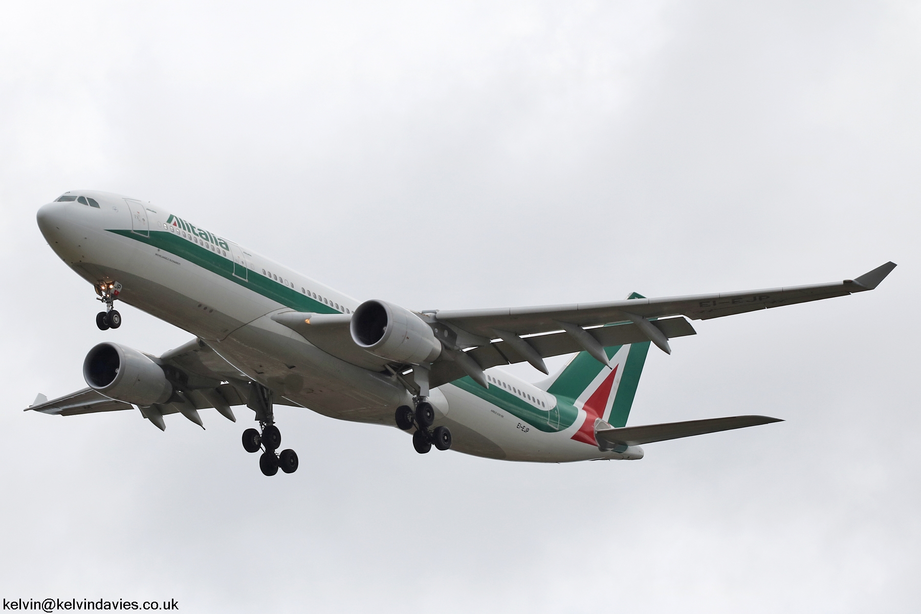 Alitalia A330 EI-EJP