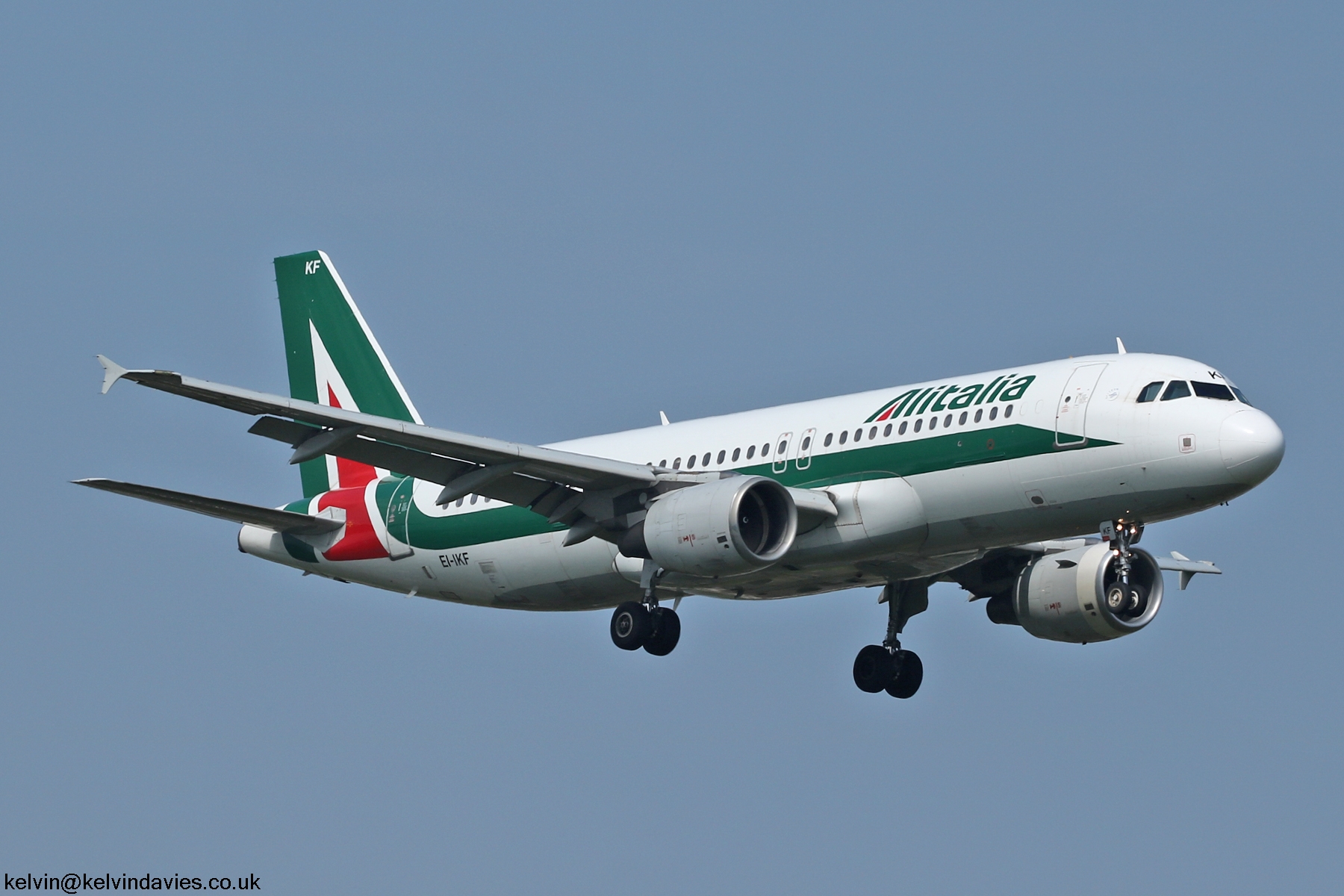 Alitalia A320 EI-IKF