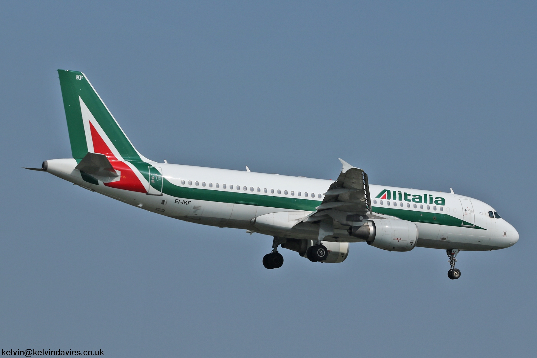 Alitalia A320 EI-IKF