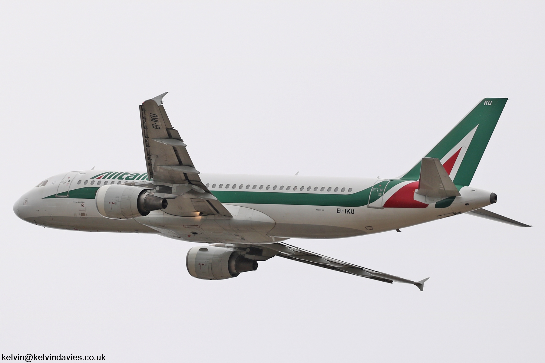 Alitalia A320 EI-IKU