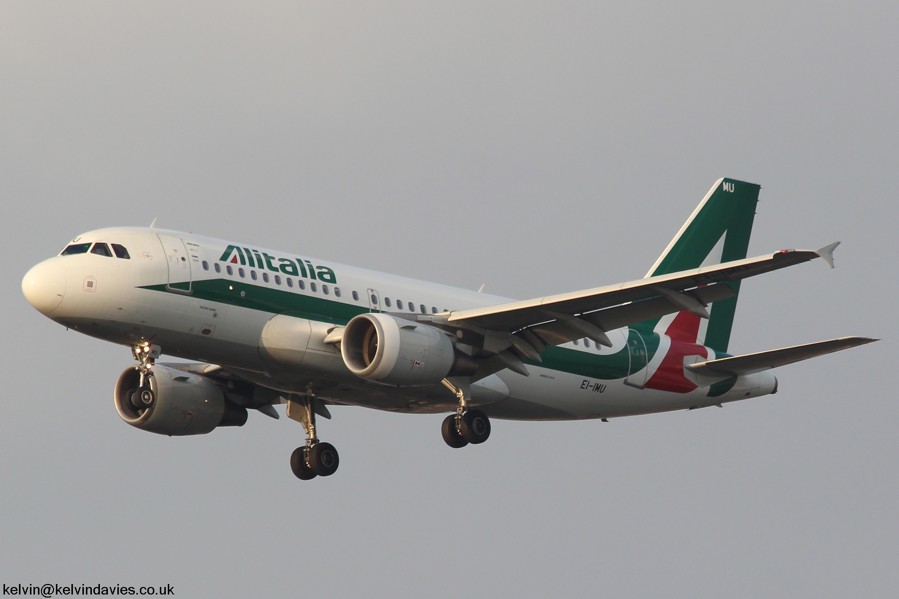 Alitalia A319 EI-IMU