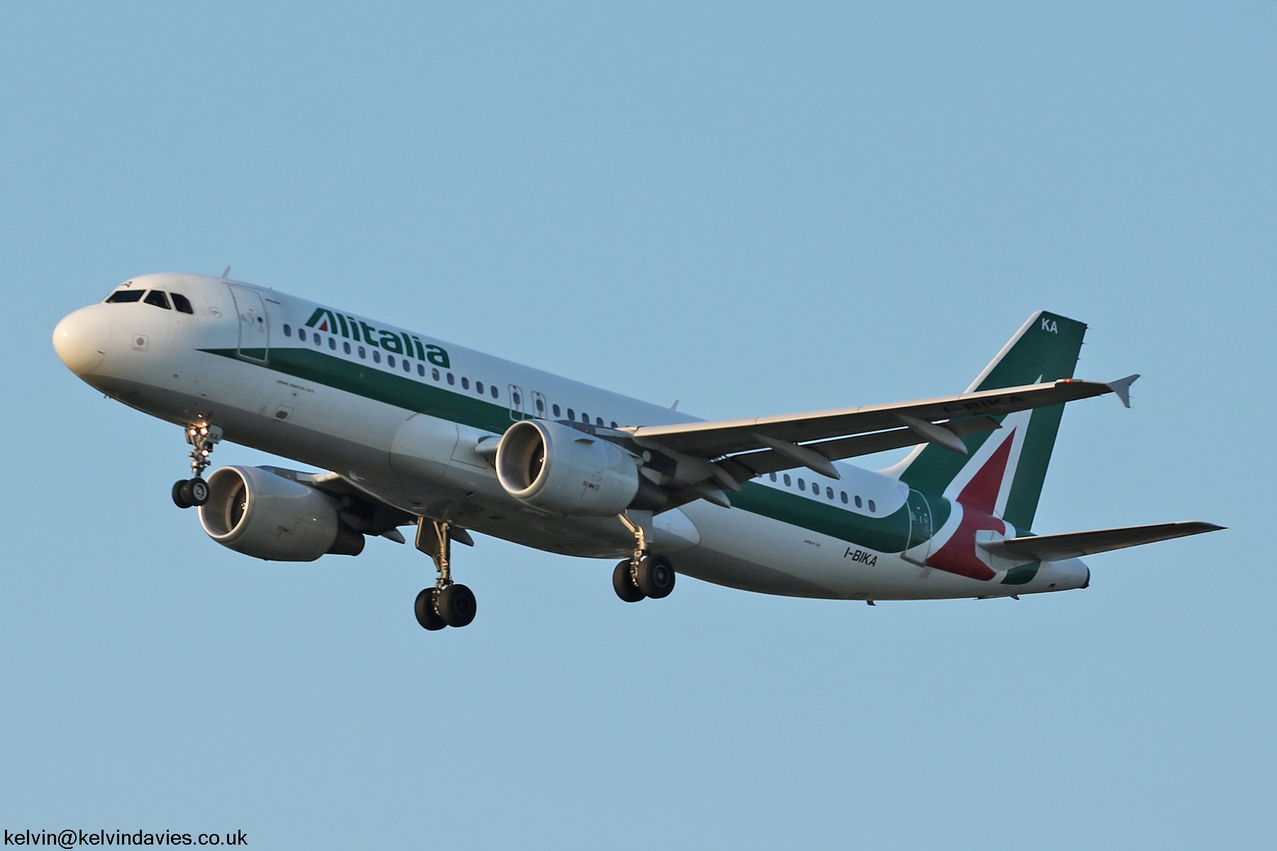 Alitalia A320 I-BIKA