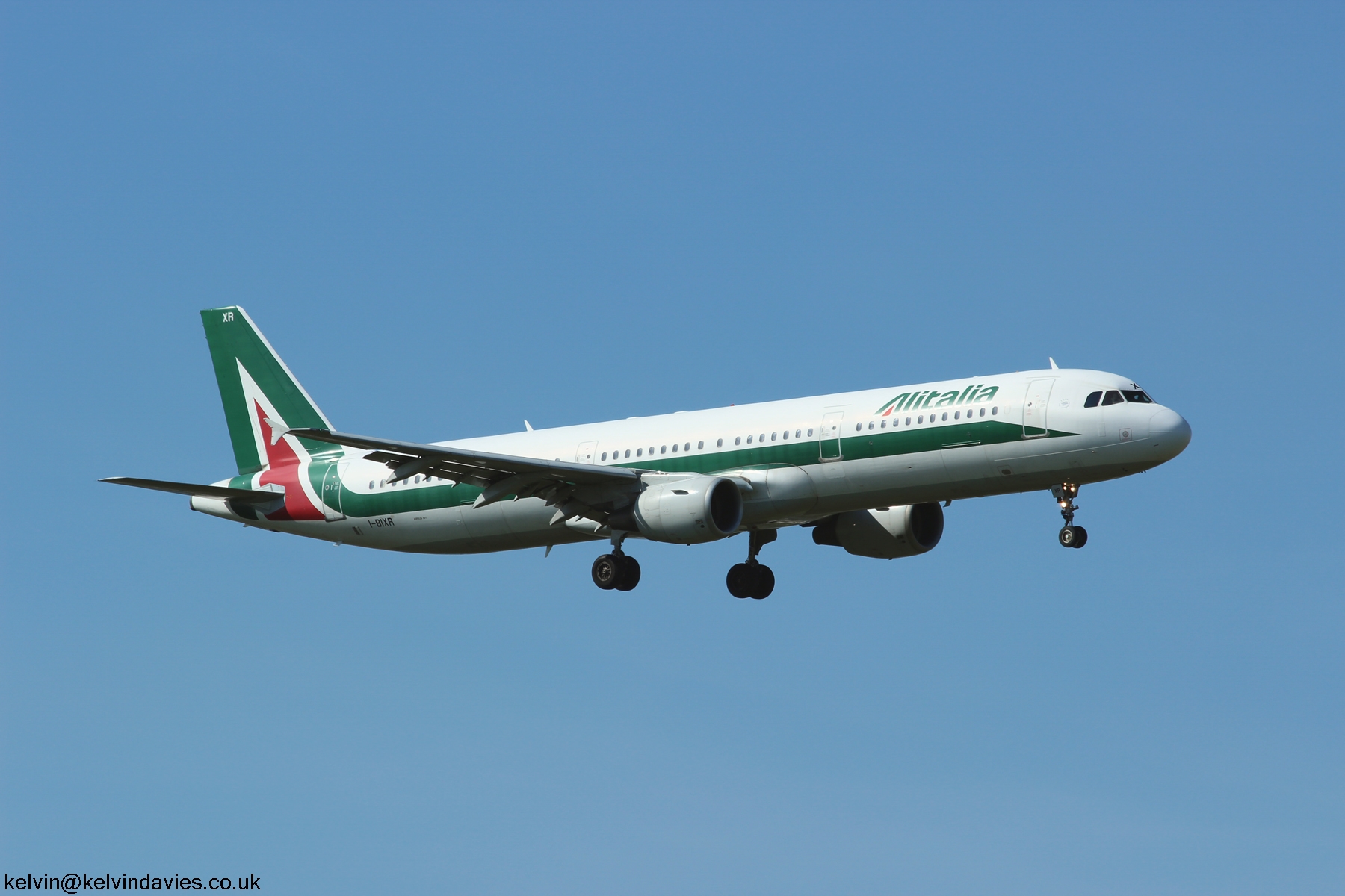Alitalia A321-112 I-BIXR