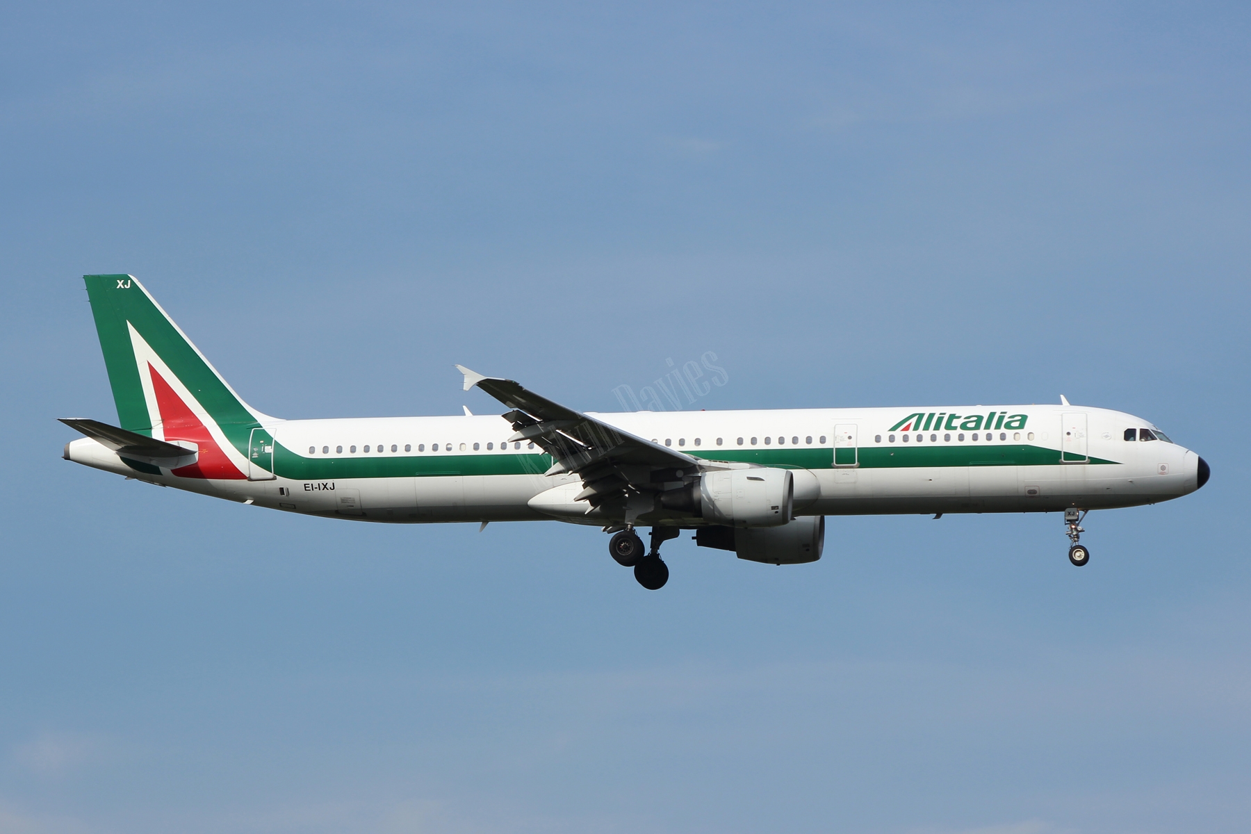 Alitalia A321 EI-IXJ