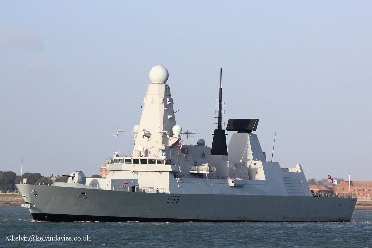 HMS Dauntless D33