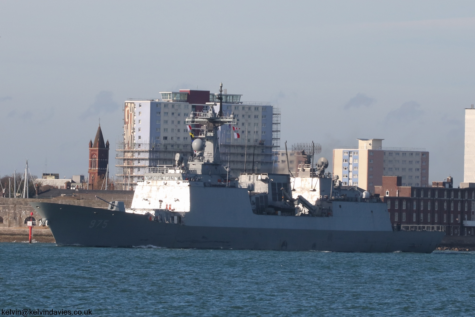 ROKS Chungmugong Yi Sunshin DDH975