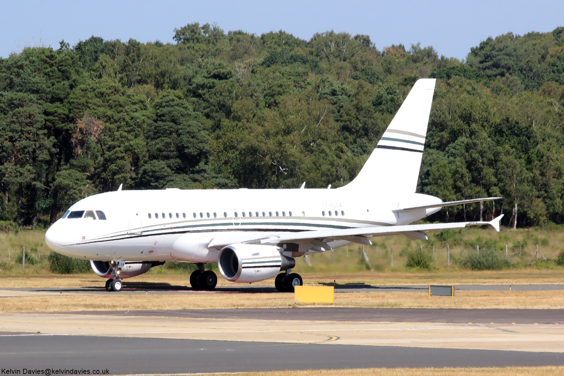 DC Aviation Al Futtaim ACJ318 T7-ELSA