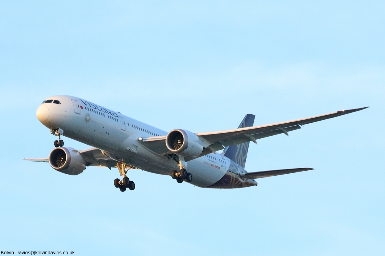 Air India 787 VT-TSH