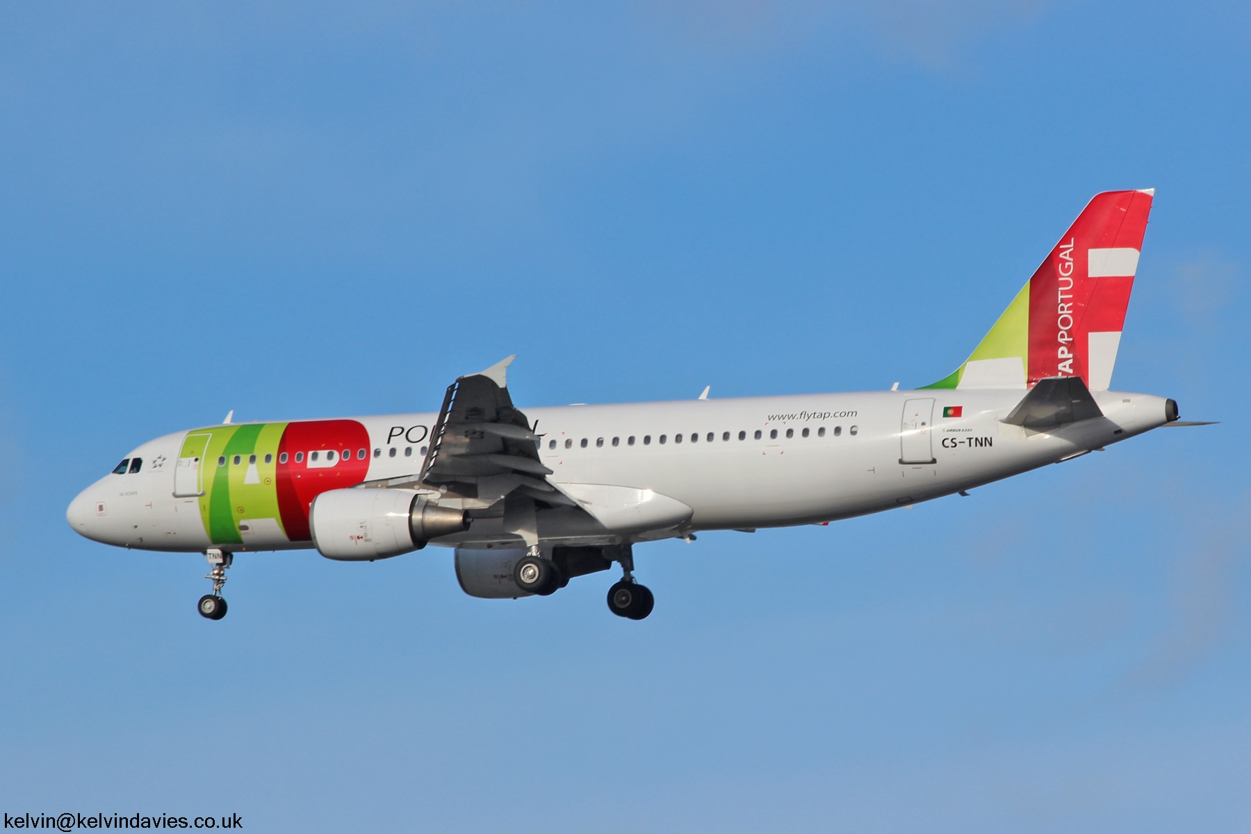 TAP A320 CS-TNN