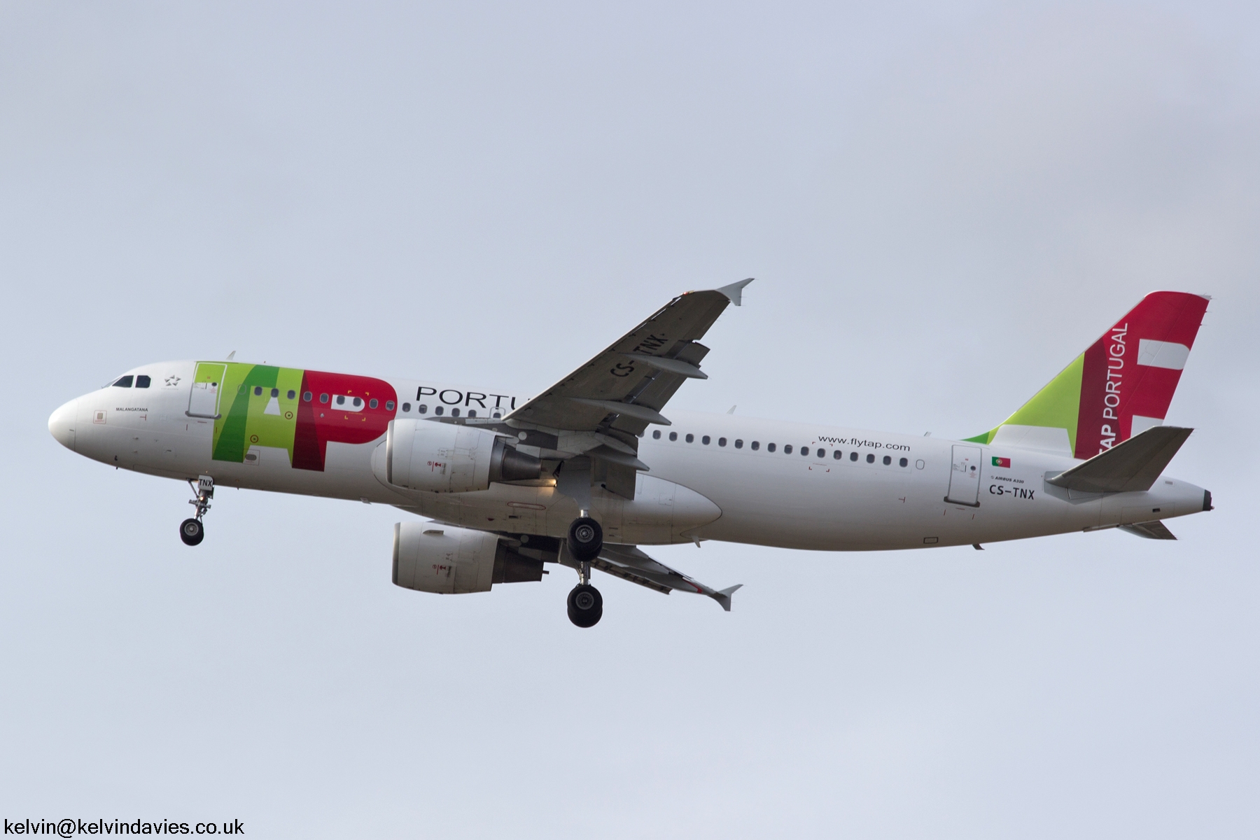 TAP A320 CS-TNX