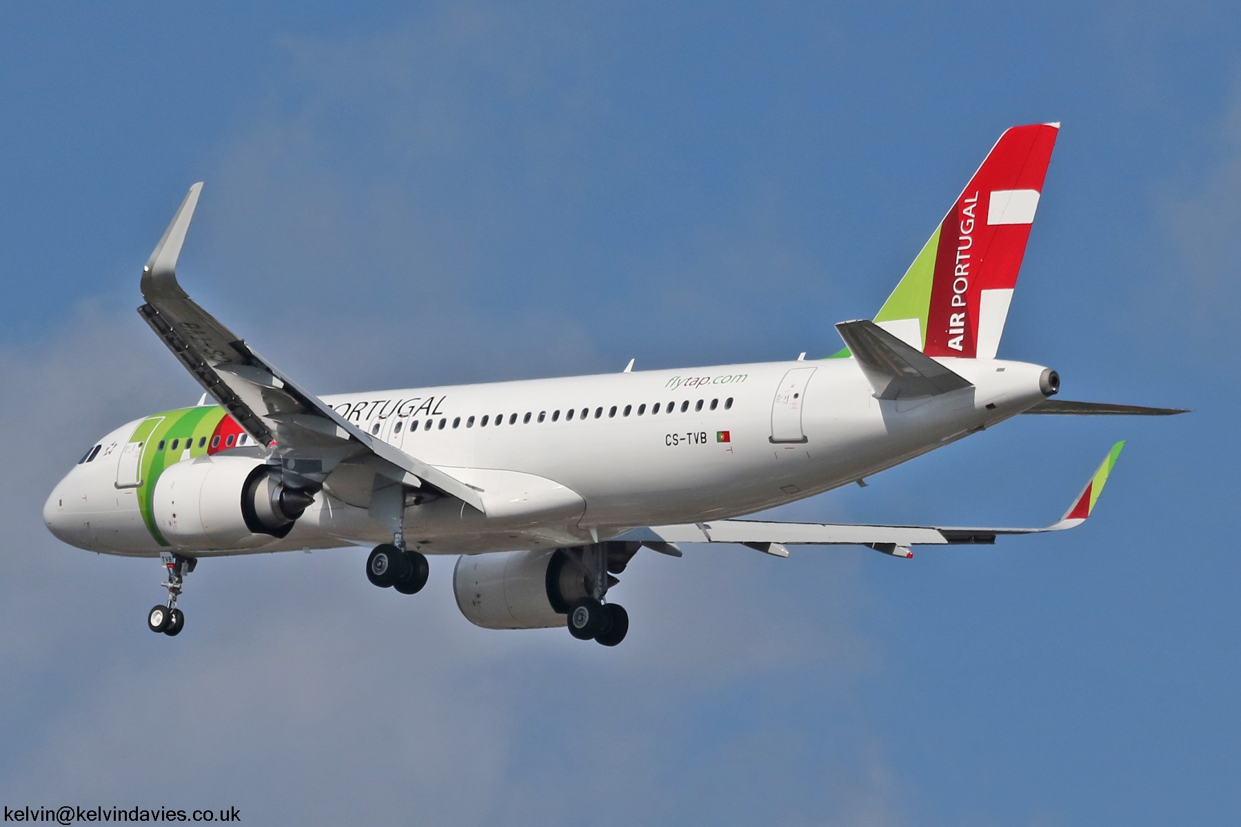 TAP A320-NEO CS-TVB