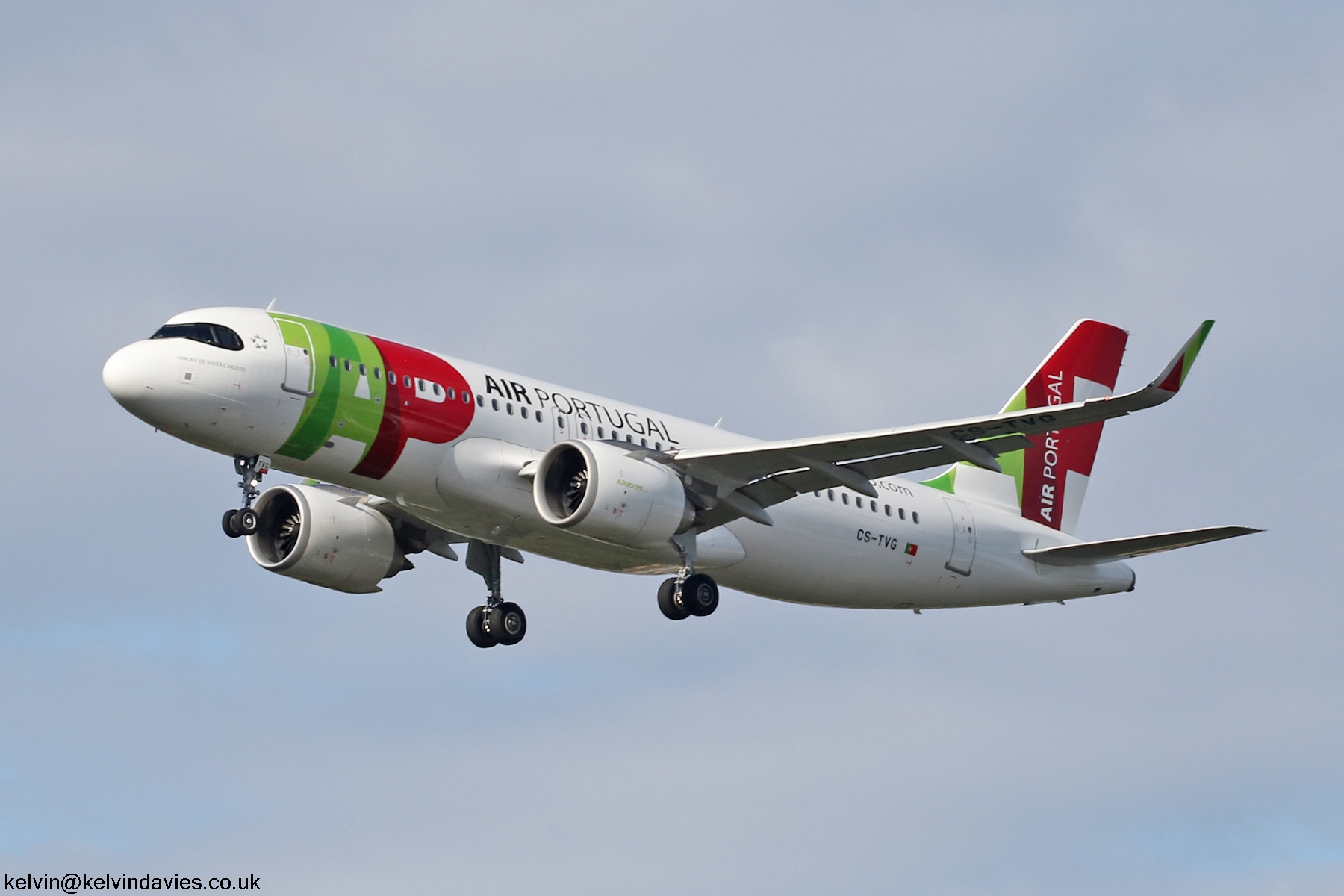 TAP A320-NEO CS-TVG