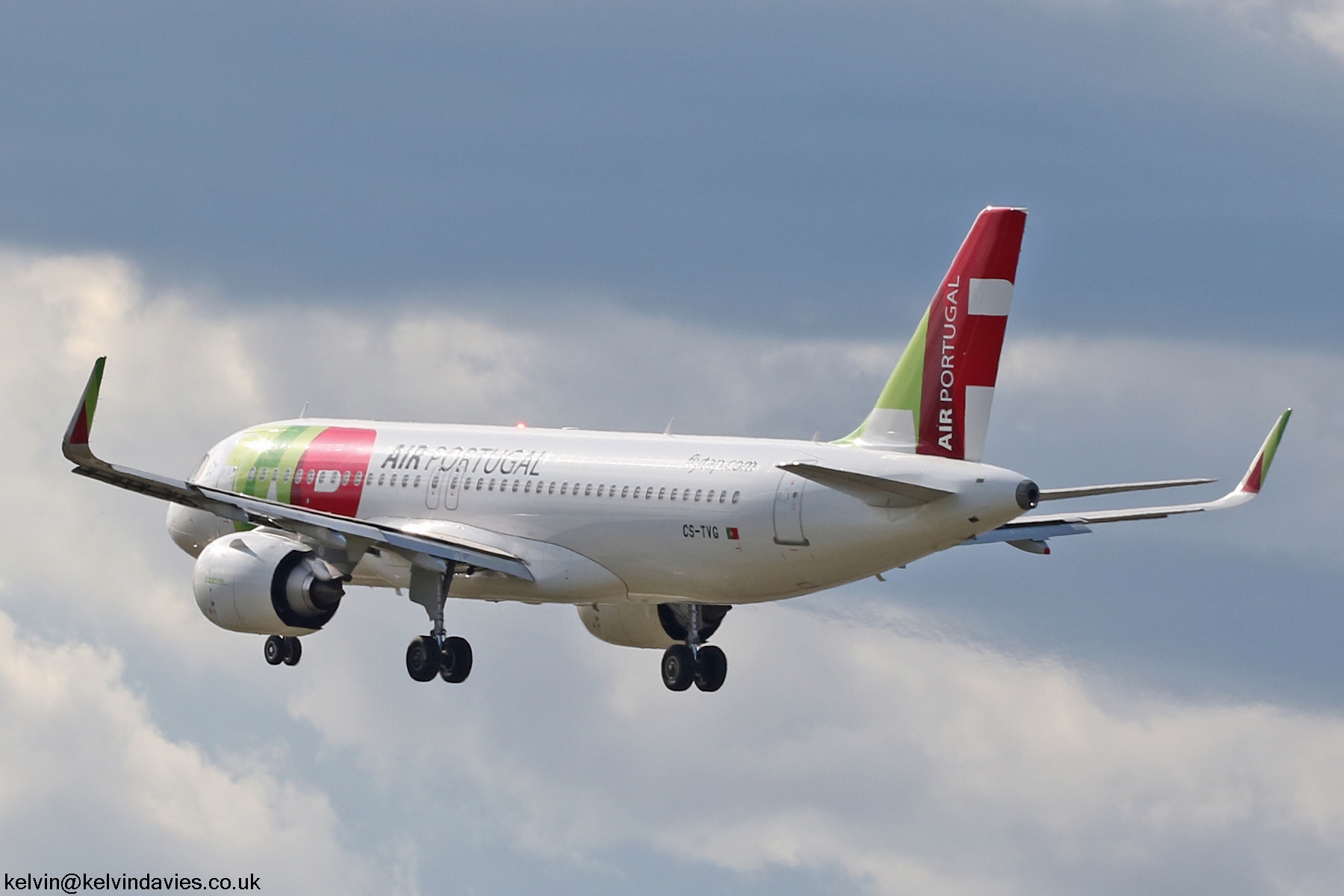 TAP A320-NEO CS-TVG
