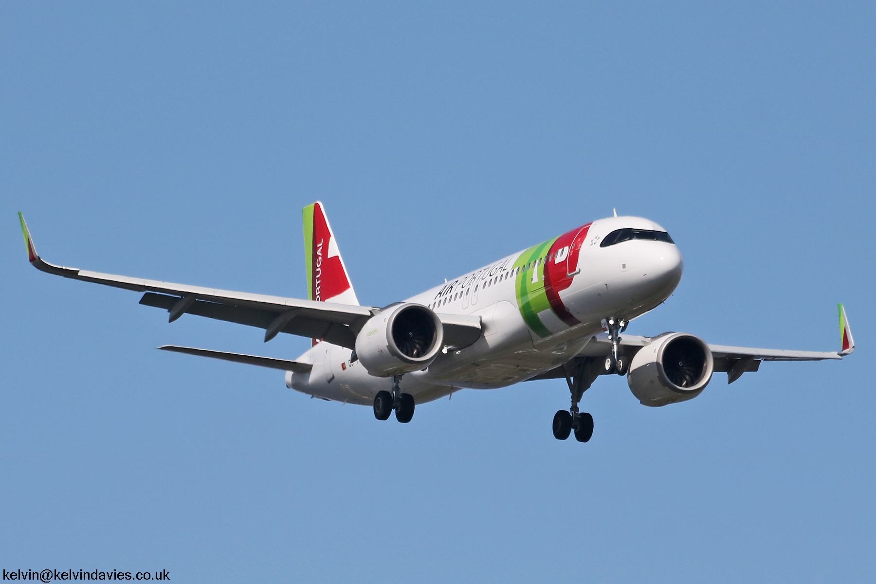 TAP  A320 NEO CS-TVH