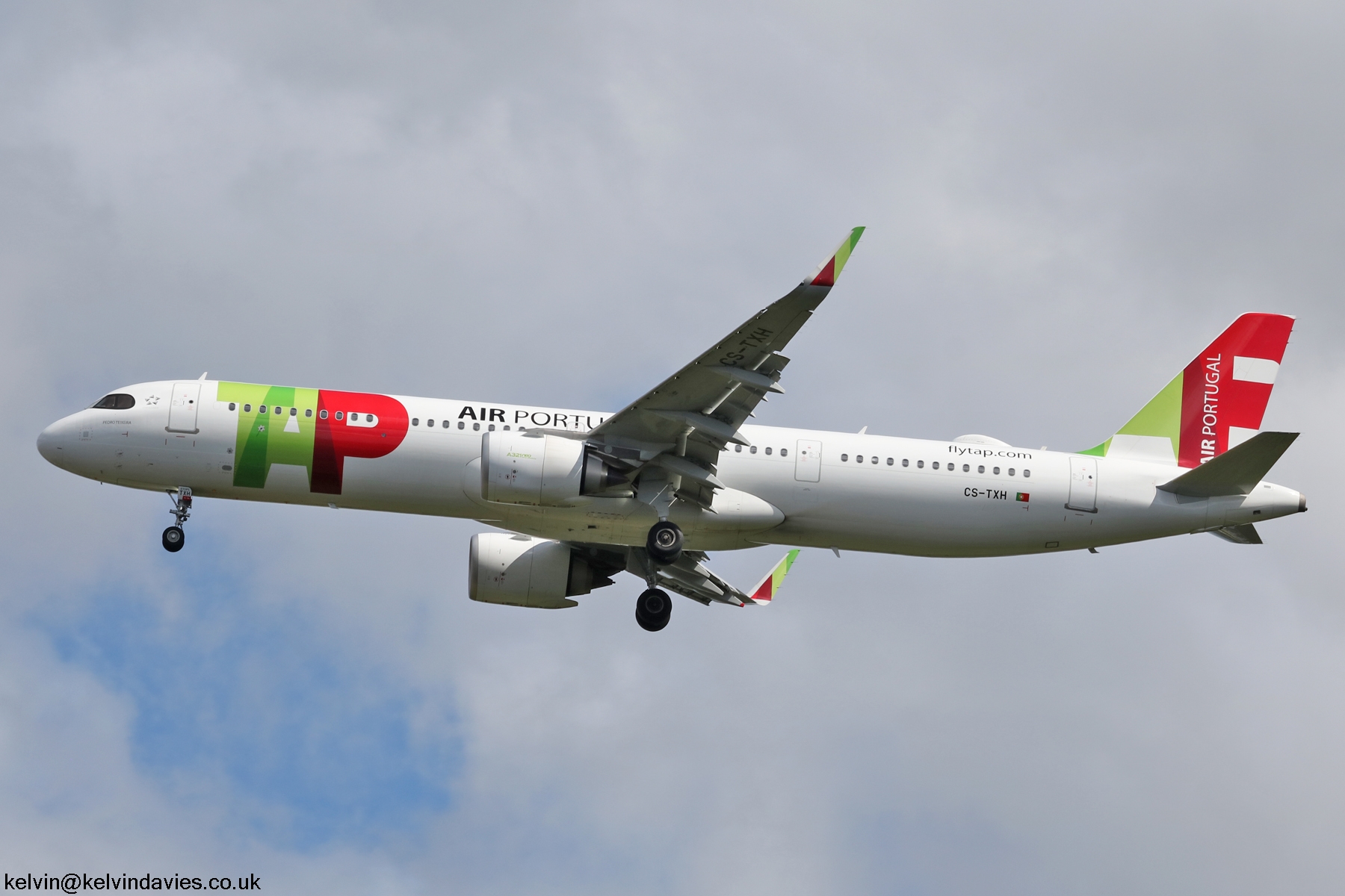 TAP A321NEO CS-TXH