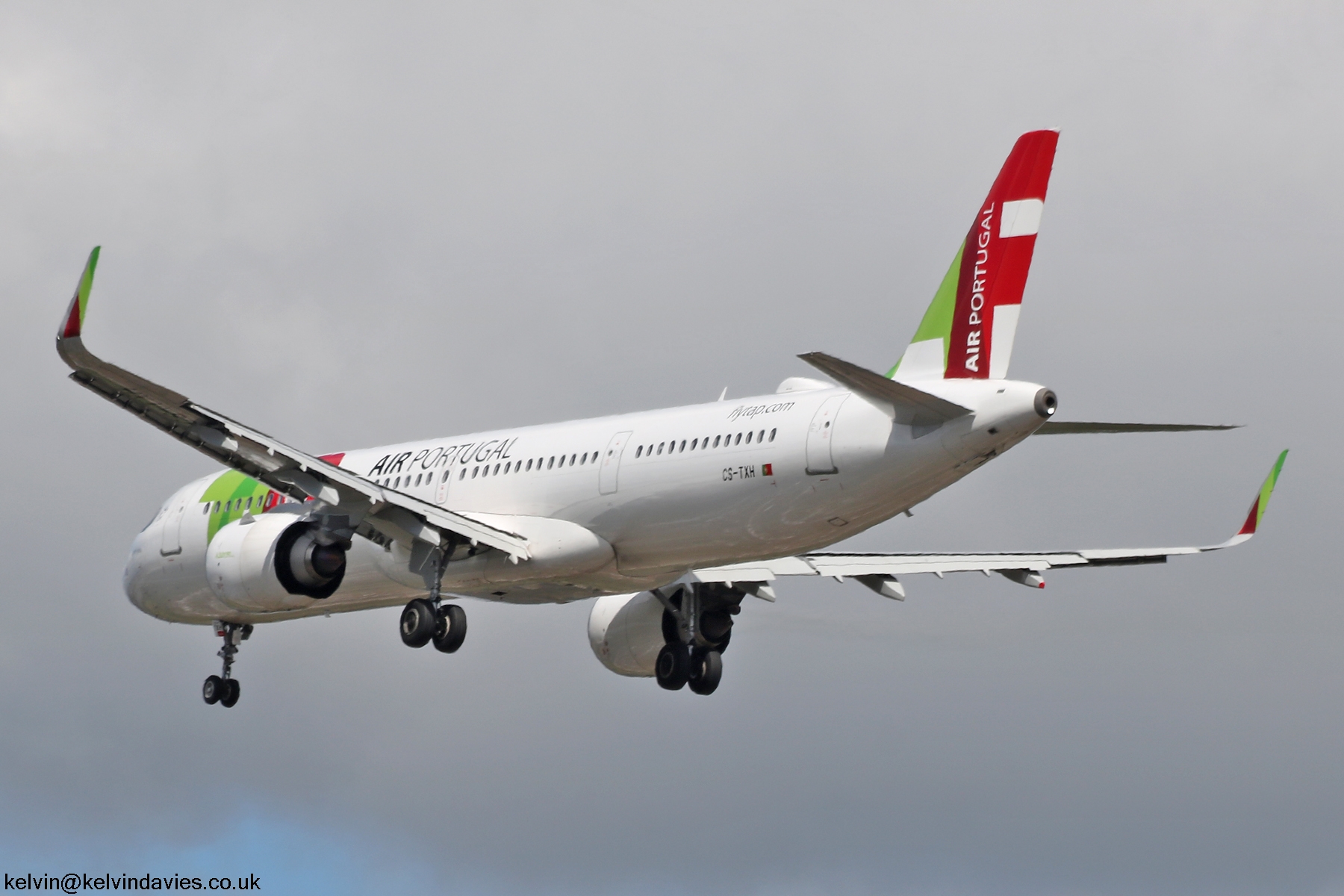 TAP A321NEO CS-TXH