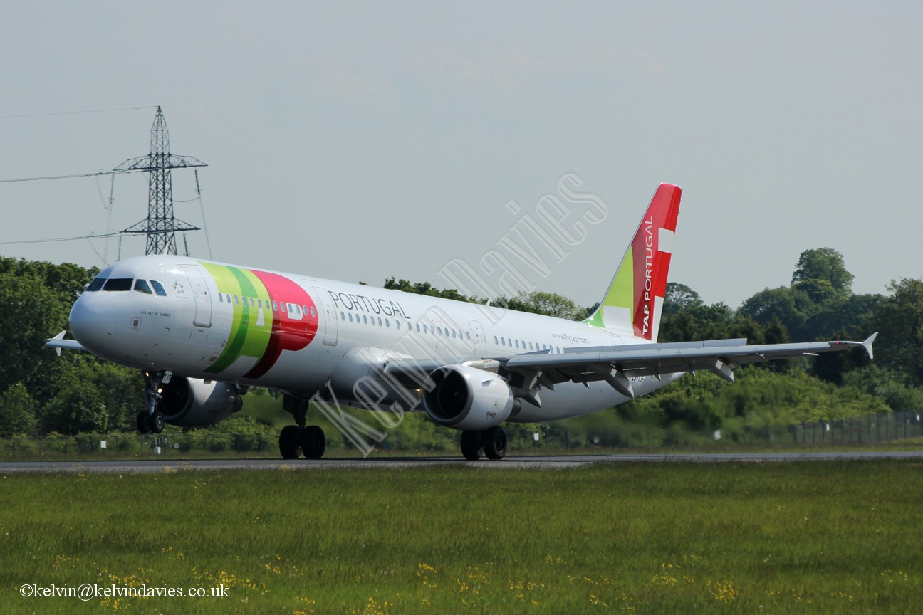 TAP A321 CS-TJF