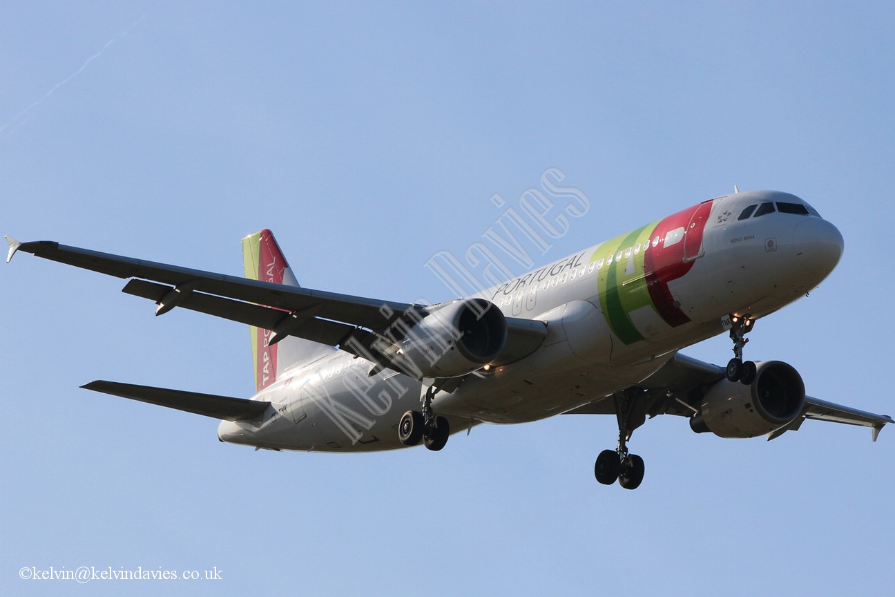 TAP A320 CS-TNK