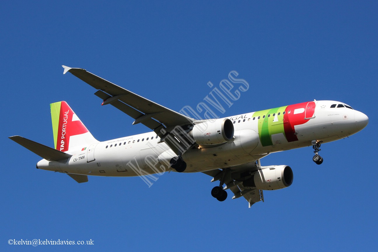 TAP A320 CS-TNM