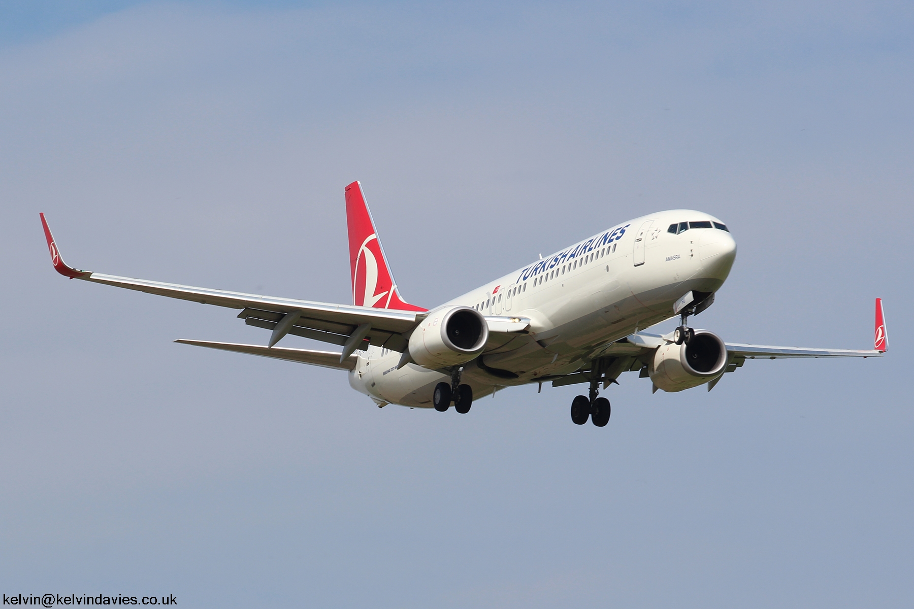 Turkish Airlines 737NG TC-JHU