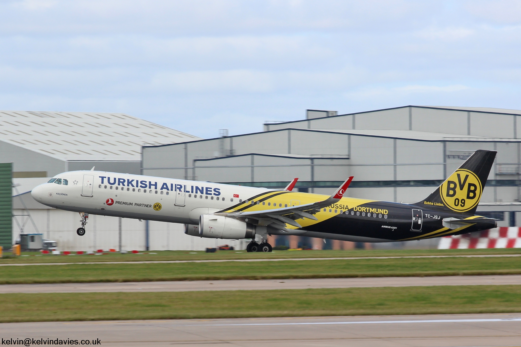 Turkish Airlines A321 TC-JSJ