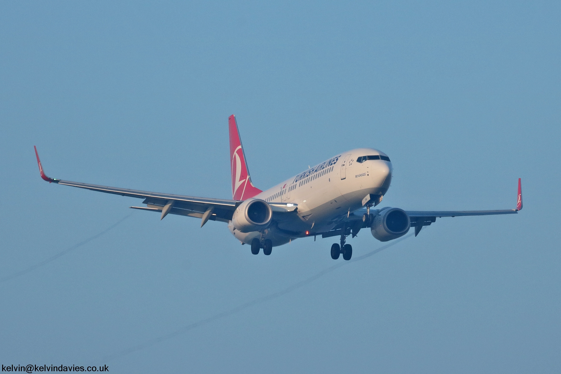 Turkish Airlines 737NG TC-JYN