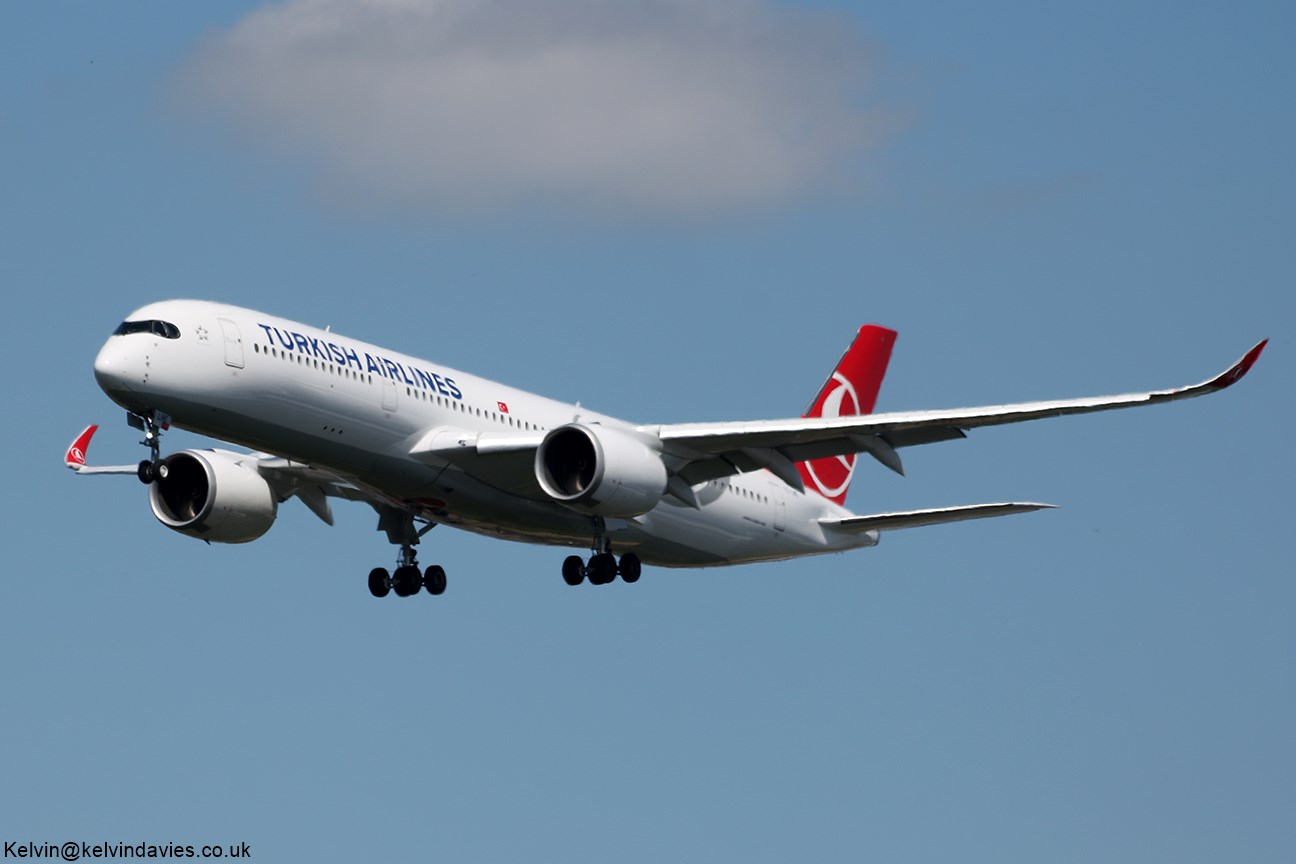 Turkish Airlines A350 TC-LHE
