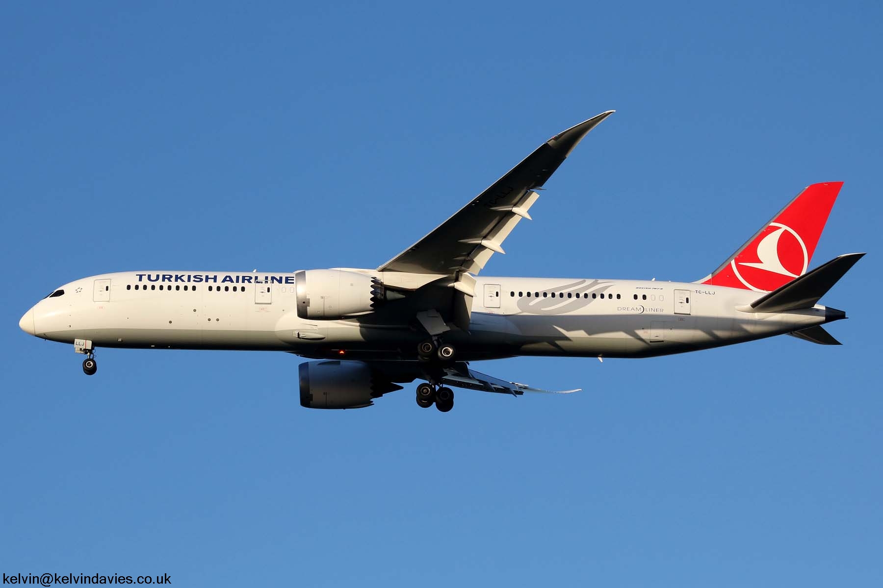 Turkish Airlines 787 TC-LLJ
