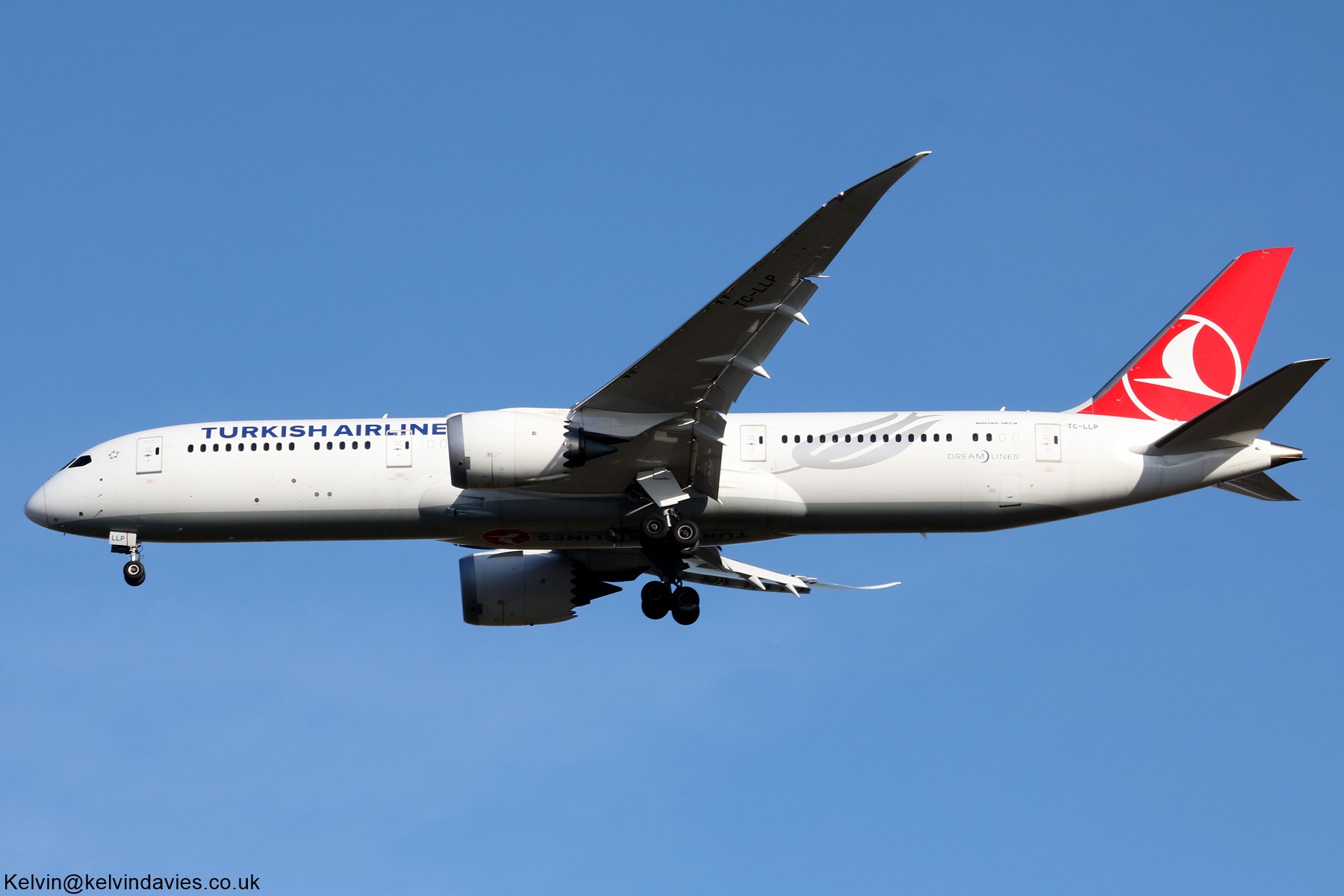 Turkish Airlines 787 TC-LLP