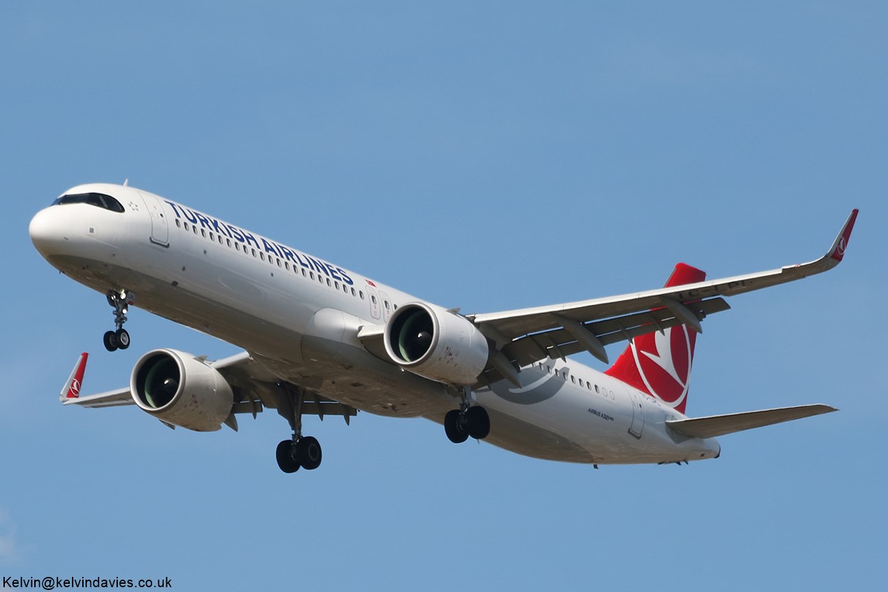 Turkish Airlines A320NEO TC-LPL