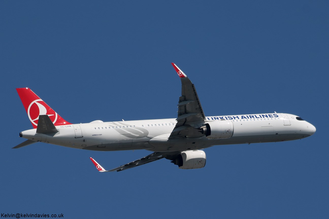 Turkish Airlines A321NEO TC-LPN