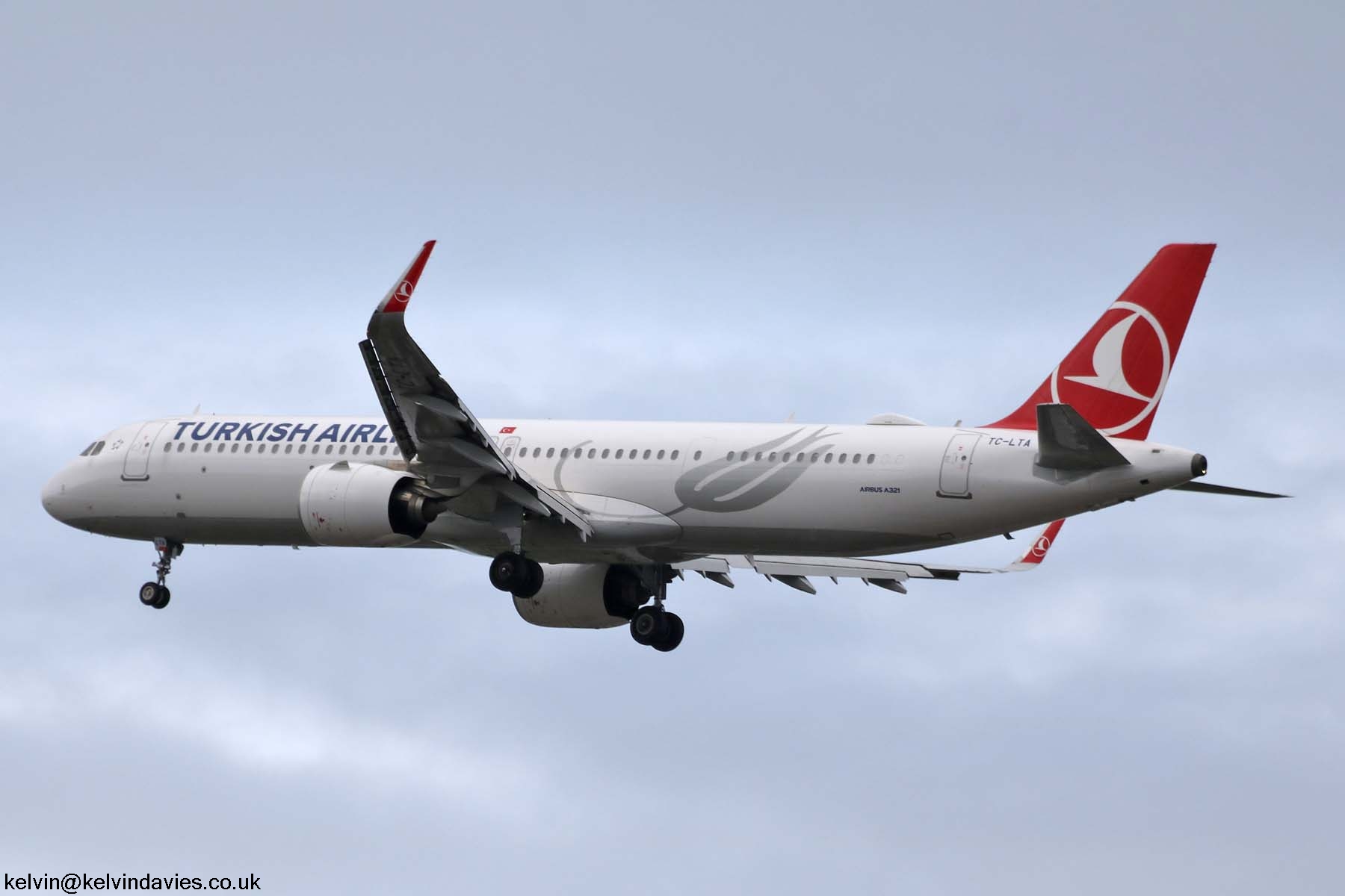 Turkish Airlines A321 TC-LTA