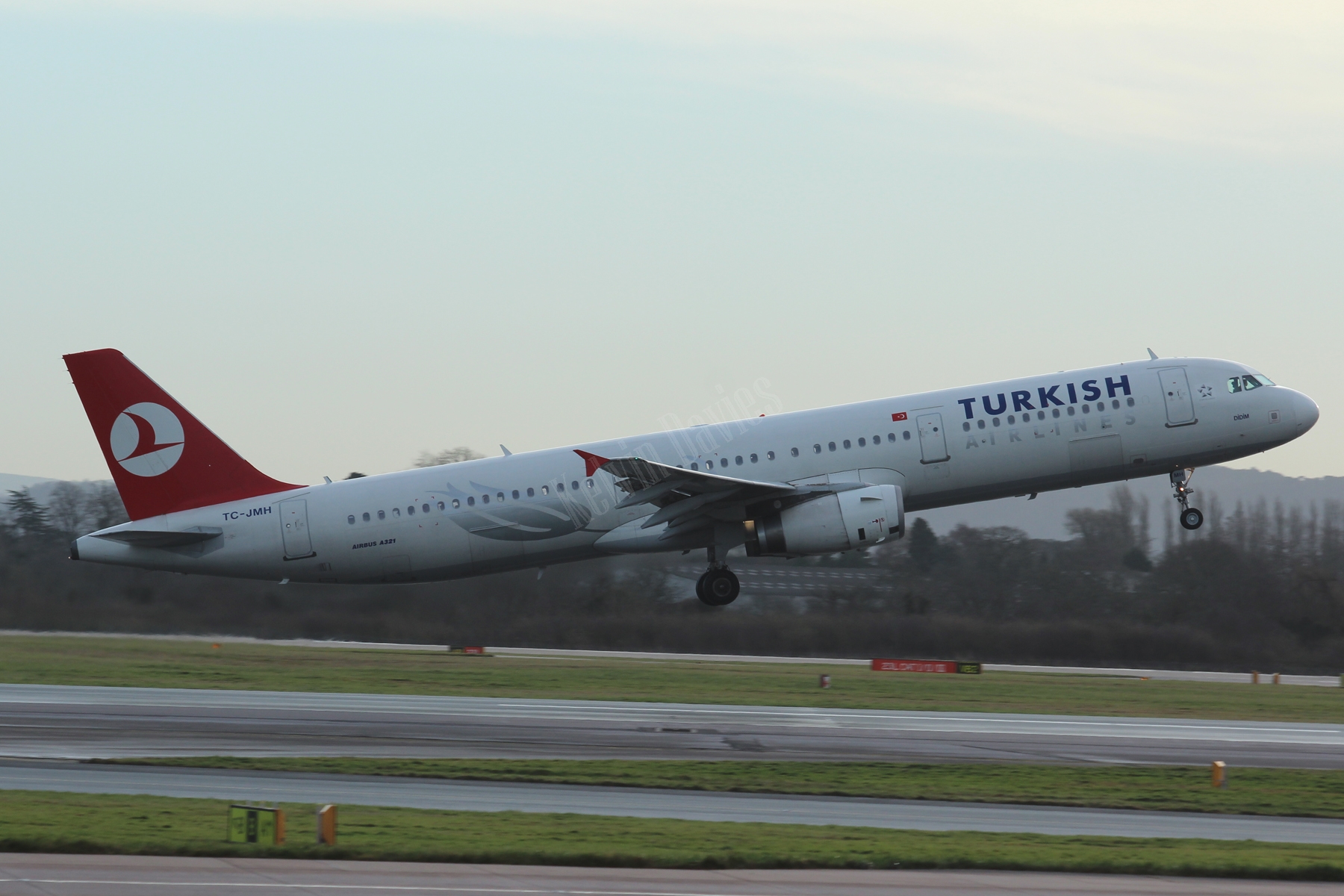 Turkish Airlines A321 TC-JMH