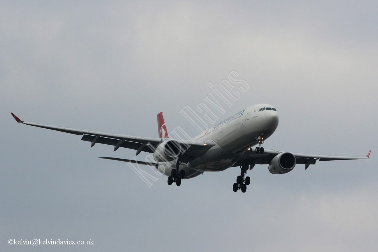 Turkish Airlines A330 TC-JNK
