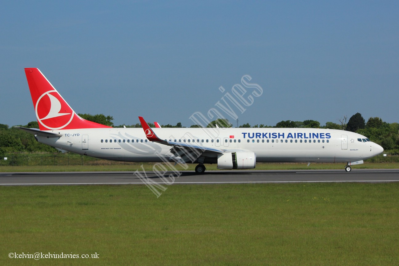 Turkish Airlines 737 TC-JYD