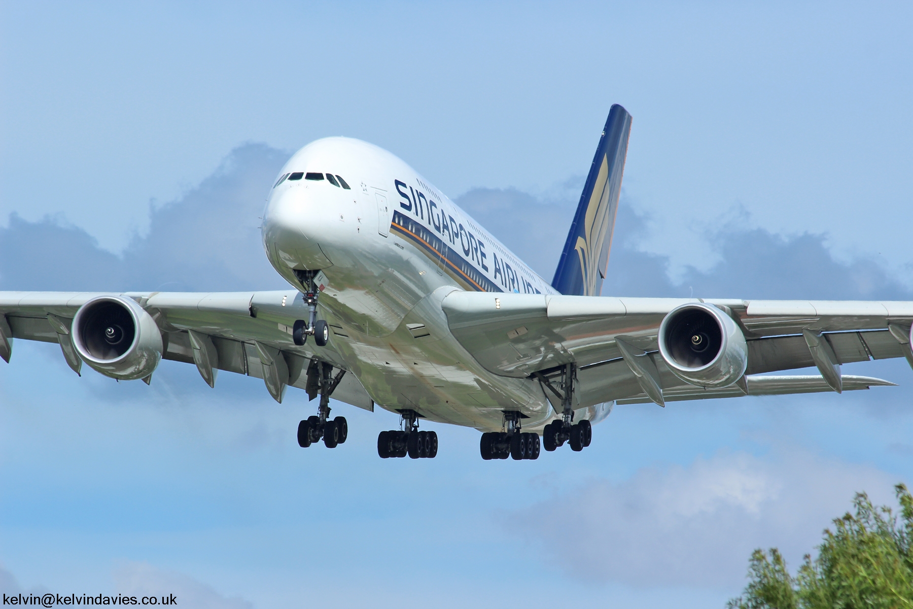 Singapore Airlines A380 9V-SKA