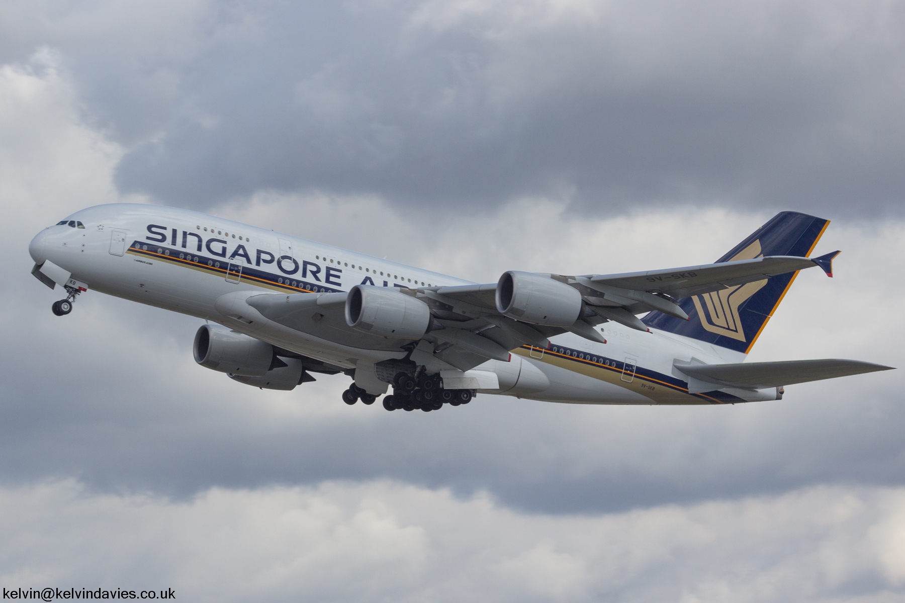 Singapore Airlines A380 9V-SKB