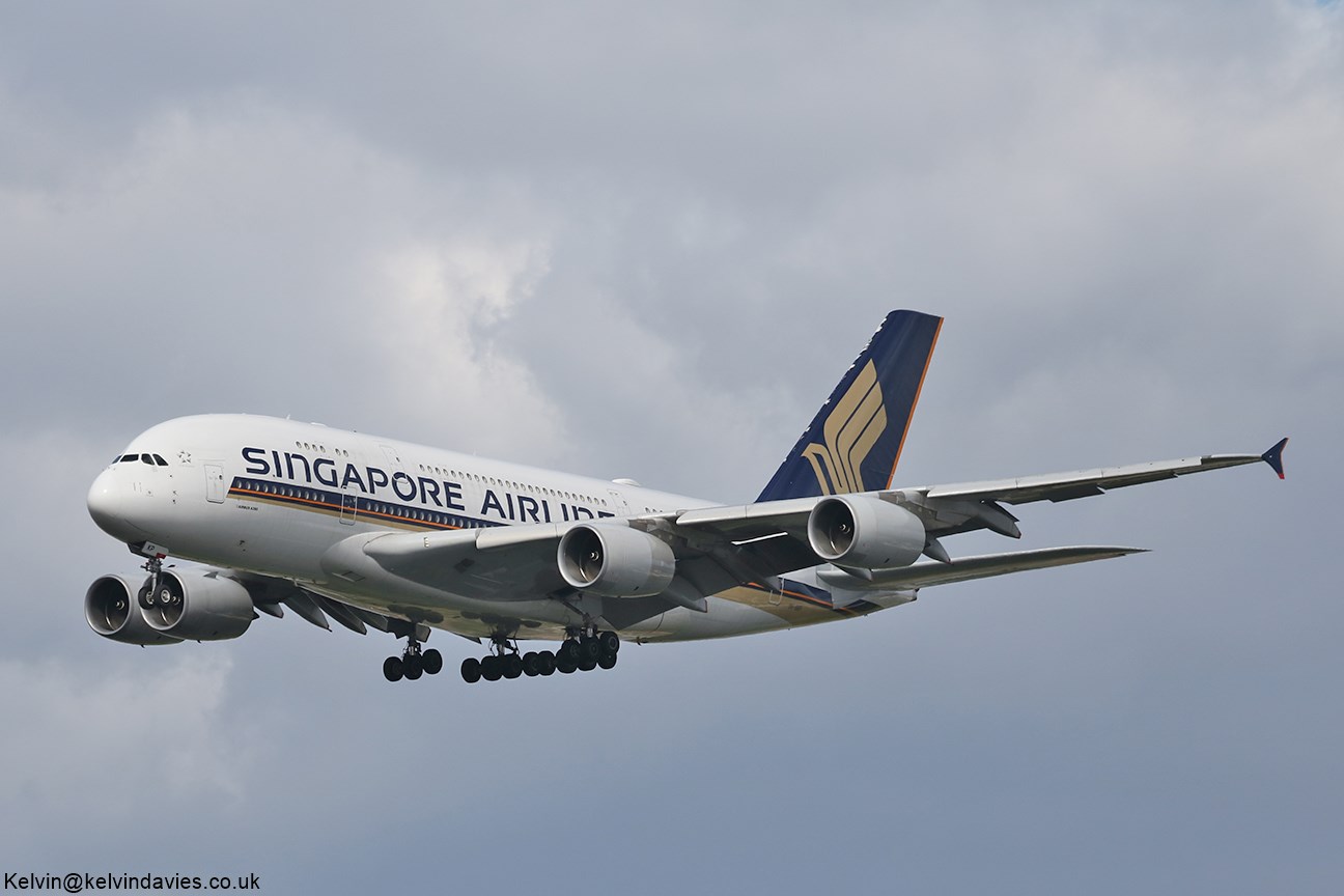 Singapore Airlines A380 9V-SKP