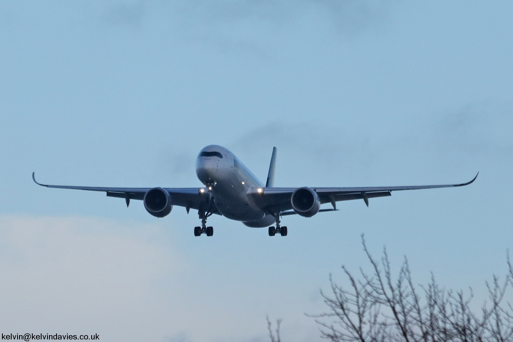 Singapore Airlines A350 9V-SMB