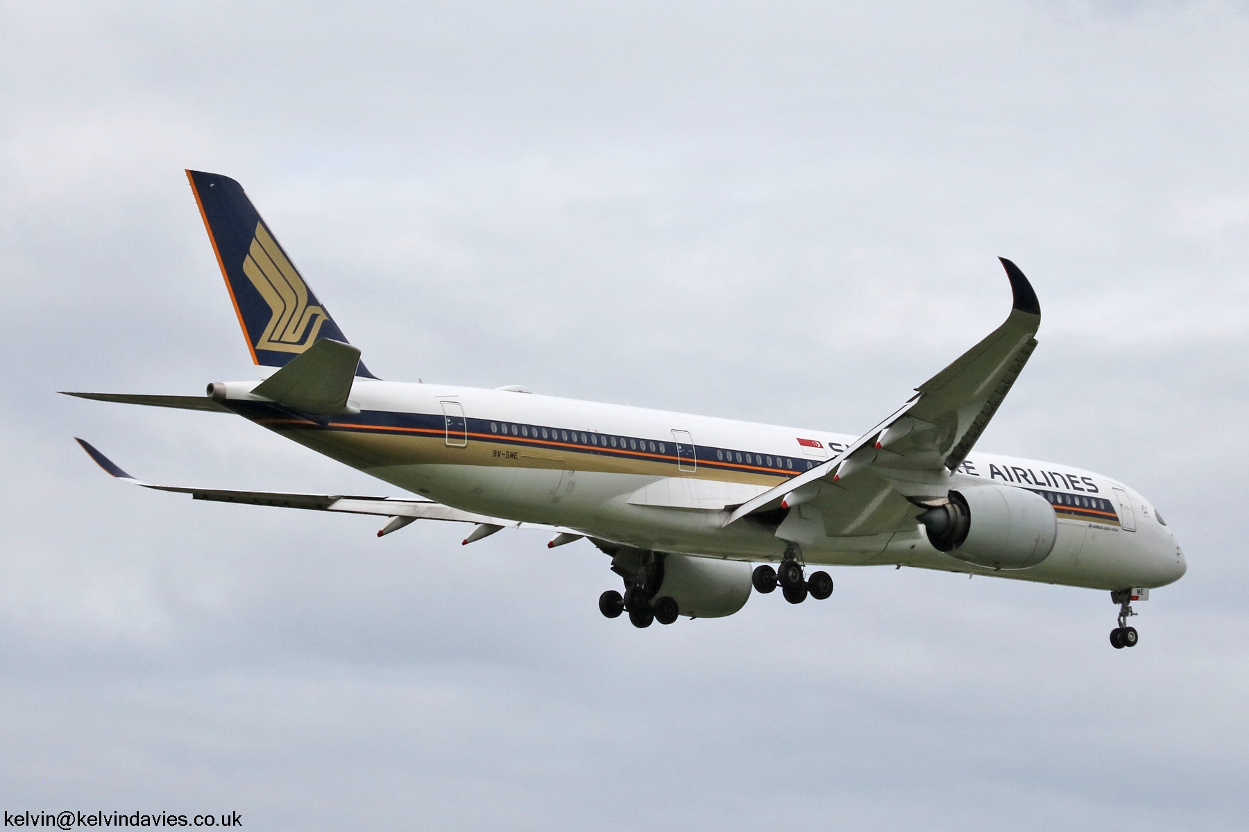 Singapore Airlines A350 9V-SME