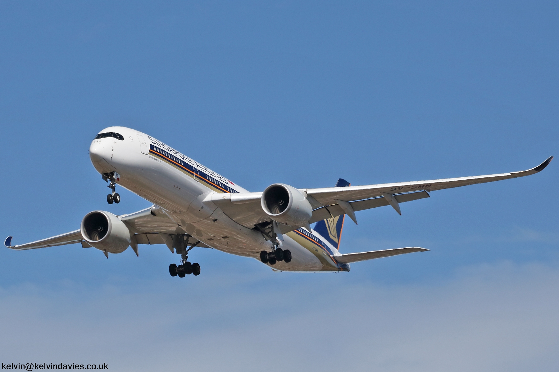 Singapore Airlines A350 9V-SMN
